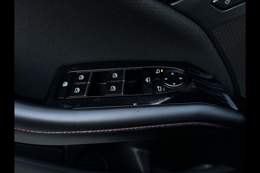 Mazda 3 2.5ltr 140pk, handbak HOMURA