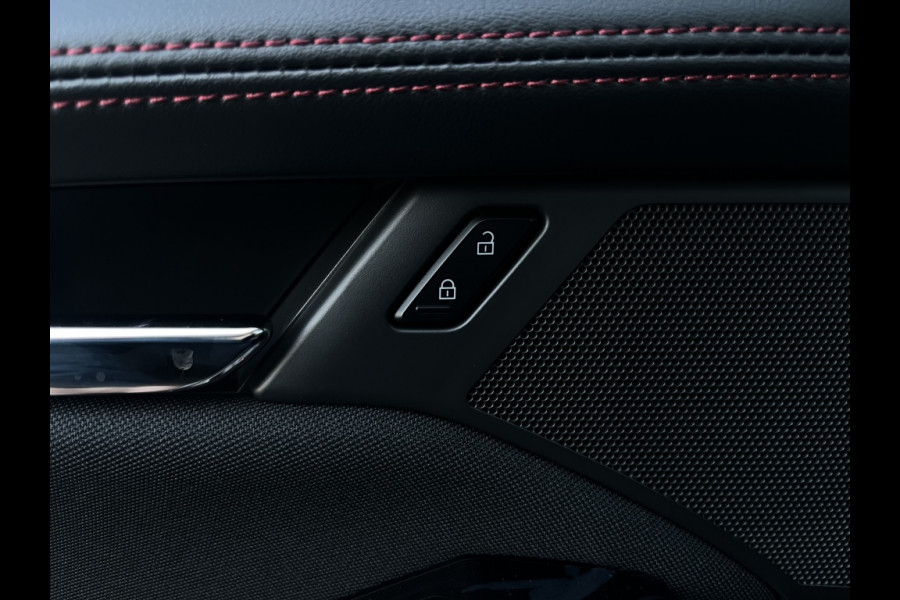 Mazda 3 2.5ltr 140pk, handbak HOMURA