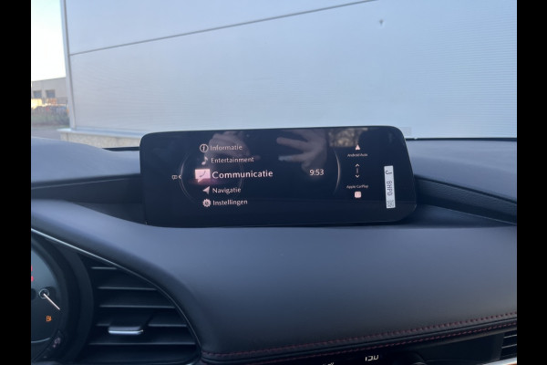 Mazda 3 2.5ltr 140pk, handbak HOMURA