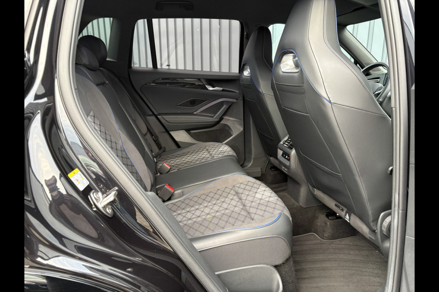 Volkswagen Tiguan 1.5 eTSI R-Line Edition | 360 Camera | 20'' | Black Style | Side Assist | Prijs Rijklaar!!