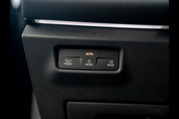 Volkswagen Tiguan 1.5 eTSI R-Line Edition | 360 Camera | 20'' | Black Style | Side Assist | Prijs Rijklaar!!