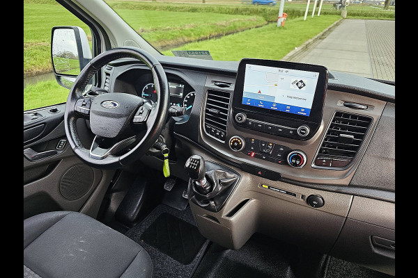 Ford Transit Custom 300 2.0 TDCI L2H1 Navi Airco PDC Cruise Achterdeuren 3 Zits Euro6 105 PK!