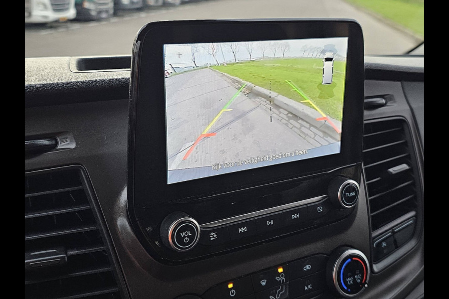 Ford Transit Custom 300 2.0 TDCI L2H1 Navi Airco PDC Cruise Achterdeuren 3 Zits Euro6 105 PK!