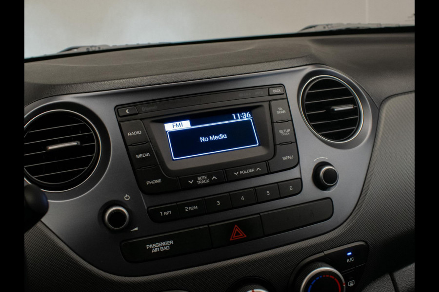 Hyundai i10 1.0i Comfort Sport (CRUISE,BLUETOOTH,ELEKTRISCH PAKKET,LED,AIRCO,SPORTSTOELEN,NIEUWE APK,NETTE STAAT)