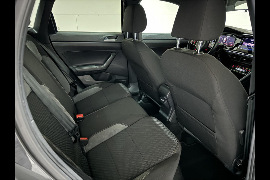 Volkswagen Polo 1.0 TSI 3x R-Line Pano Virtual CarPlay Camera Trekh. NAP