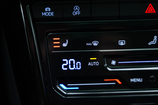 Volkswagen T-Roc 1.5 TSI R-Line Pano|Camera|Carplay|