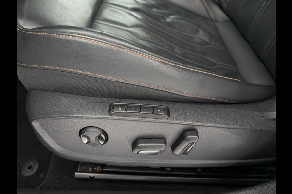 CUPRA 1.4 e-Hybrid Adrenaline, panoramadak, vol lederen interieur, sfeerverlichting, achteruitrijcamera, stoel-stuurverwarming