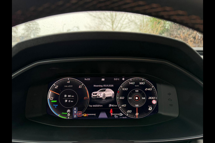 CUPRA 1.4 e-Hybrid Adrenaline, panoramadak, vol lederen interieur, sfeerverlichting, achteruitrijcamera, stoel-stuurverwarming