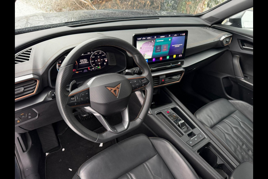 CUPRA 1.4 e-Hybrid Adrenaline, panoramadak, vol lederen interieur, sfeerverlichting, achteruitrijcamera, stoel-stuurverwarming