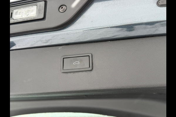 CUPRA 1.4 e-Hybrid Adrenaline, panoramadak, vol lederen interieur, sfeerverlichting, achteruitrijcamera, stoel-stuurverwarming