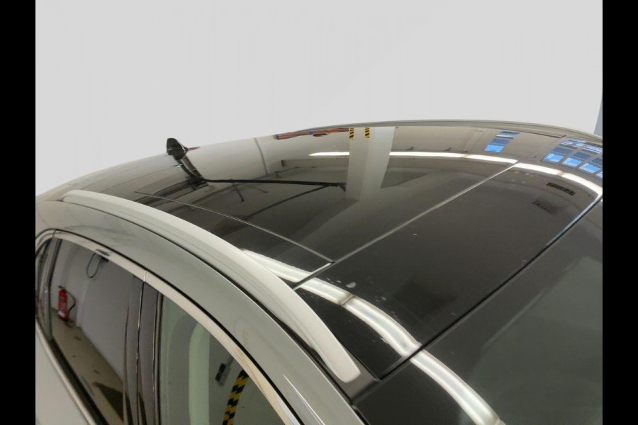 Ford Kuga 2.5 PHEV Vignale 225pk | Weg/Uitklapbare Trekhaak (Elektrisch bedienbaar) | Panoramadak | Adaptive cruise control | Winter Pack | Dodehoeksensoren | Camera | Head up Display