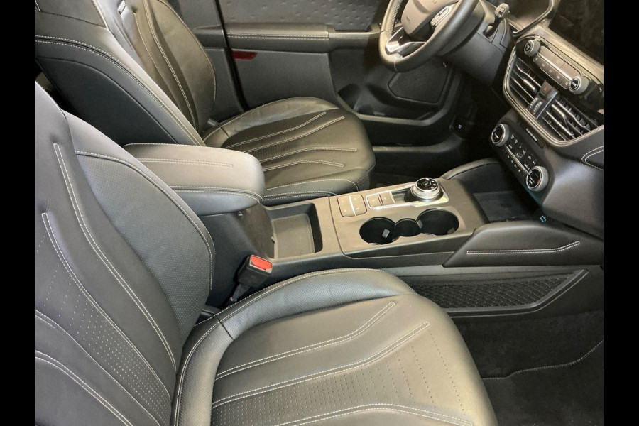 Ford Kuga 2.5 PHEV Vignale 225pk | Weg/Uitklapbare Trekhaak (Elektrisch bedienbaar) | Panoramadak | Adaptive cruise control | Winter Pack | Dodehoeksensoren | Camera | Head up Display