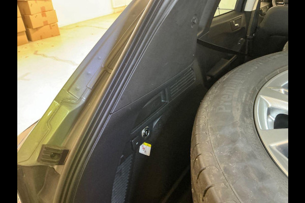 Ford Kuga 2.5 PHEV Vignale 225pk | Weg/Uitklapbare Trekhaak (Elektrisch bedienbaar) | Panoramadak | Adaptive cruise control | Winter Pack | Dodehoeksensoren | Camera | Head up Display