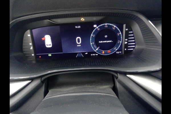Škoda Octavia Combi 1.0 e-TSI Business Edition Airco ECC Navi Carplay PDC VA DAB+ Full LED Cruise Control