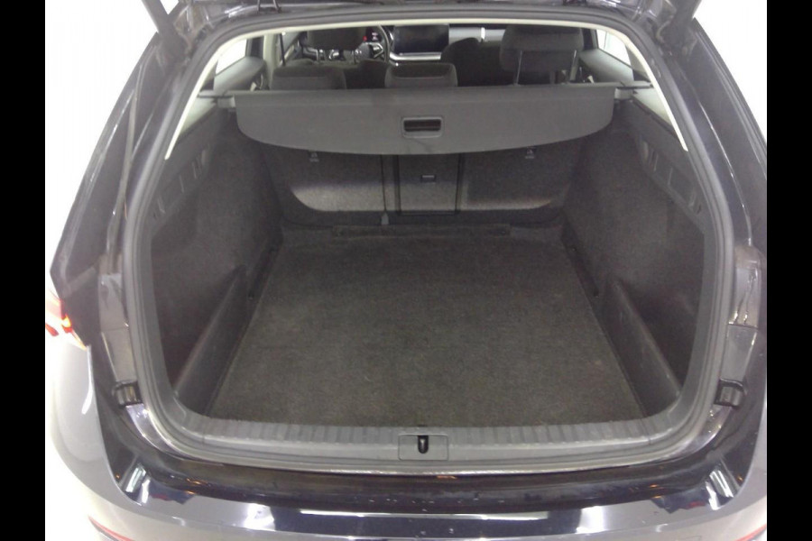 Škoda Octavia Combi 1.0 e-TSI Business Edition Airco ECC Navi Carplay PDC VA DAB+ Full LED Cruise Control