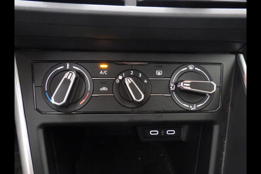Volkswagen Polo 1.0 TSI Life Airco Caplay Navi Cruise Control Full LED PDC Voor/Achter 15" LM Velgen