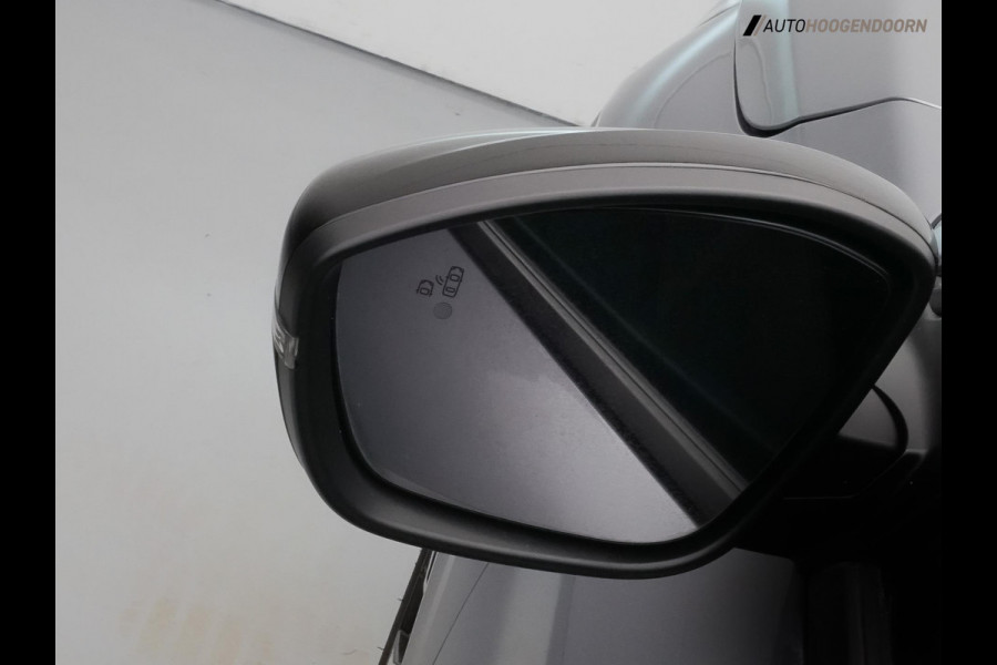 Peugeot 208 1.2 PureTech Allure Deluxe (APPLE CARPLAY,LED,360 CAMERA,DODEHOEK,KEYLESS,ADAPTIVE CRUISE,LM-VELGEN,NIEUWE APK)