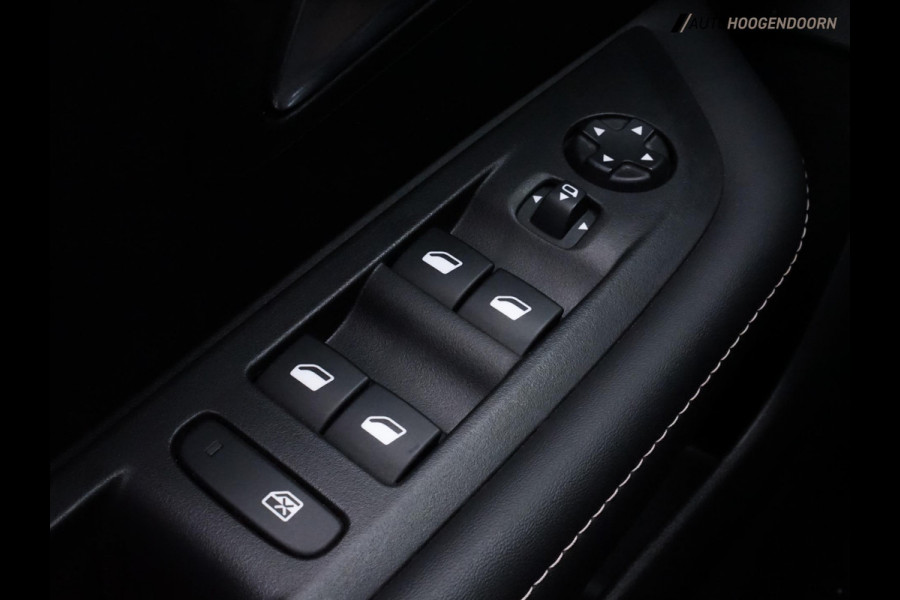 Peugeot 208 1.2 PureTech Allure Deluxe (APPLE CARPLAY,LED,360 CAMERA,DODEHOEK,KEYLESS,ADAPTIVE CRUISE,LM-VELGEN,NIEUWE APK)