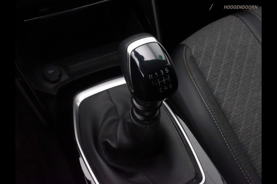 Peugeot 208 1.2 PureTech Allure Deluxe (APPLE CARPLAY,LED,360 CAMERA,DODEHOEK,KEYLESS,ADAPTIVE CRUISE,LM-VELGEN,NIEUWE APK)