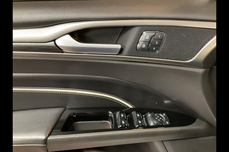 Ford Mondeo Wagon 2.0 IVCT HEV Vignale | Panoramadak |  Adaptieve cruisecontrol |  Trekhaak | Winter Pack | Adaptive cruise control |  Achteruitrijcamera | Bestuurdersstoel Met Geheugen