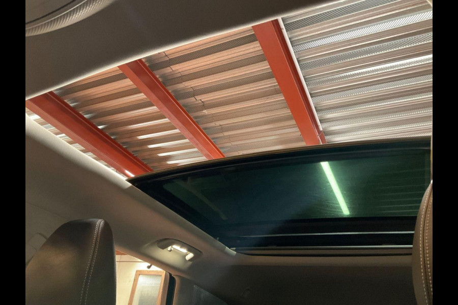 Ford Mondeo Wagon 2.0 IVCT HEV Vignale | Panoramadak |  Adaptieve cruisecontrol |  Trekhaak | Winter Pack | Adaptive cruise control |  Achteruitrijcamera | Bestuurdersstoel Met Geheugen