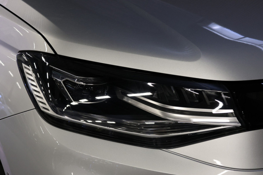 Volkswagen Caddy Cargo 2.0 TDI DSG R-Line | L+R Schuifdeur | ACC | Side Assist | Lane Assist | Virtual Cockpit | Camera | CarPlay | Stoelverwarming | LED Koplampen | Sidebars | Spoilerkit | DAB | Fabrieksgarantie | Facelift model | BPM Vrij