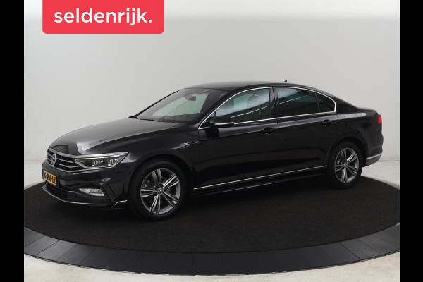 Volkswagen Passat 2.0 TSI R Line | 190pk | Trekhaak | Leder/Alcantara | Stoelverwarming | Camera | Matrix LED | Adaptive cruise | Virtual Cockpit | Carplay | Navigatie
