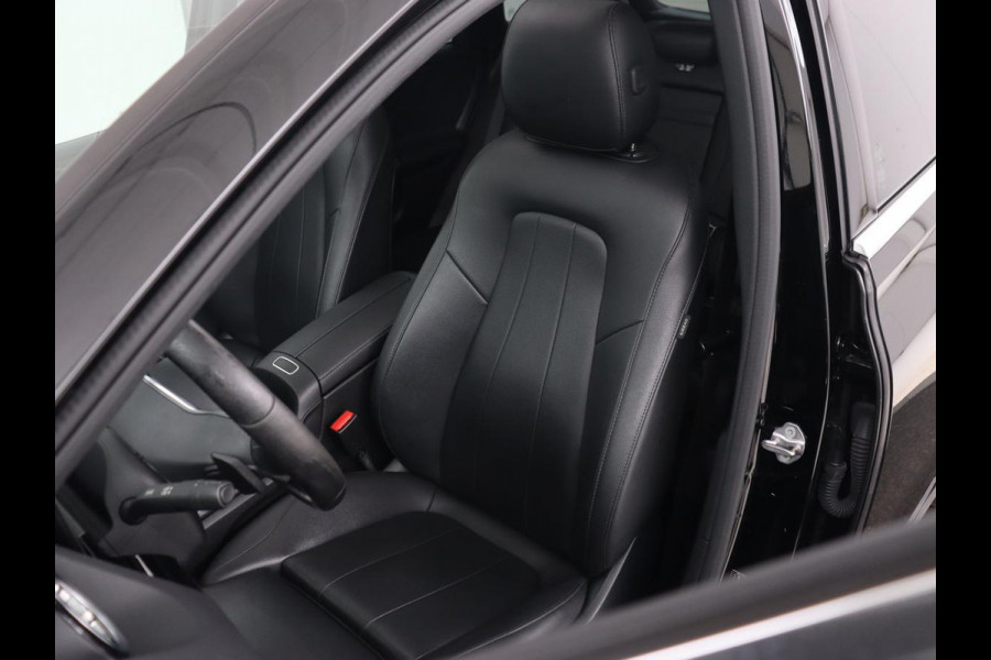 Mercedes-Benz B-Klasse 180 Business Solution Luxury | Panoramadak | Leder | Stoelverwarming | Trekhaak | Memory | Keyless | Sfeerverlichting | Matrix LED | Navigatie | Widescreen