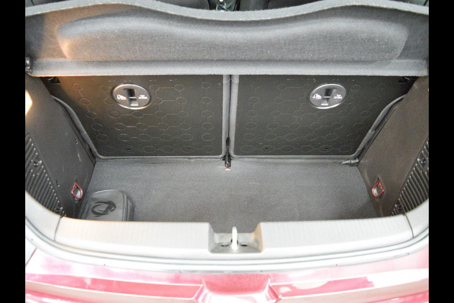 Opel ADAM 1.0 Turbo BlitZ NAVI & CARPLAY | STOEL- EN STUURVERWARMING | AIRCO | PARKEERSENSOREN |