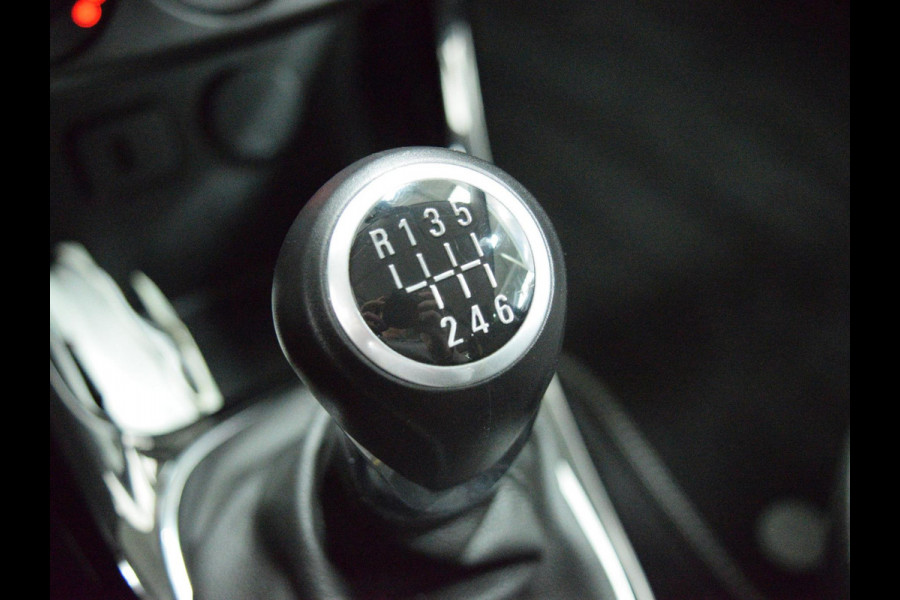 Opel ADAM 1.0 Turbo BlitZ NAVI & CARPLAY | STOEL- EN STUURVERWARMING | AIRCO | PARKEERSENSOREN |