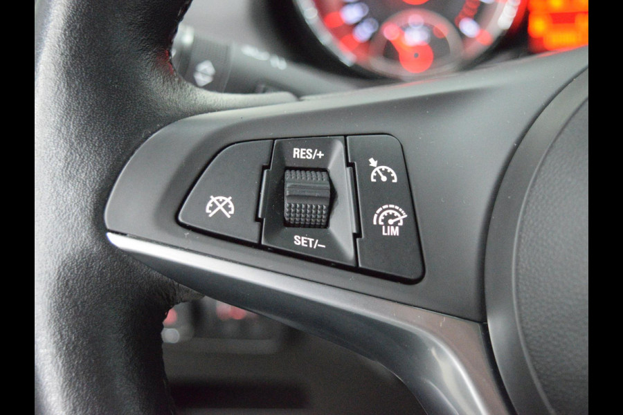 Opel ADAM 1.0 Turbo BlitZ NAVI & CARPLAY | STOEL- EN STUURVERWARMING | AIRCO | PARKEERSENSOREN |