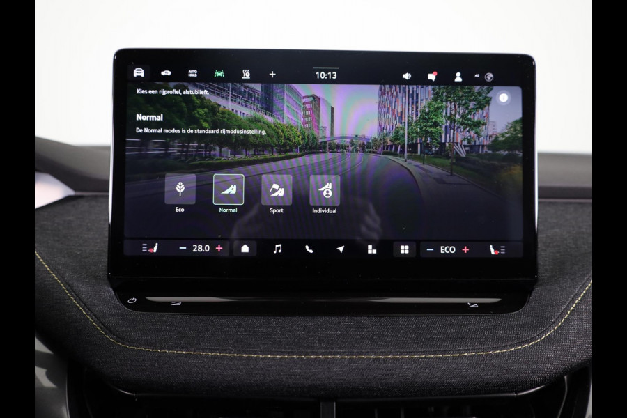 Škoda Elroq 60 Business Edition - Tour | Trekhaak | 20 inch | Adaptive Cruise Control | Navigatie | Blind Spot | Stoelverwarming |