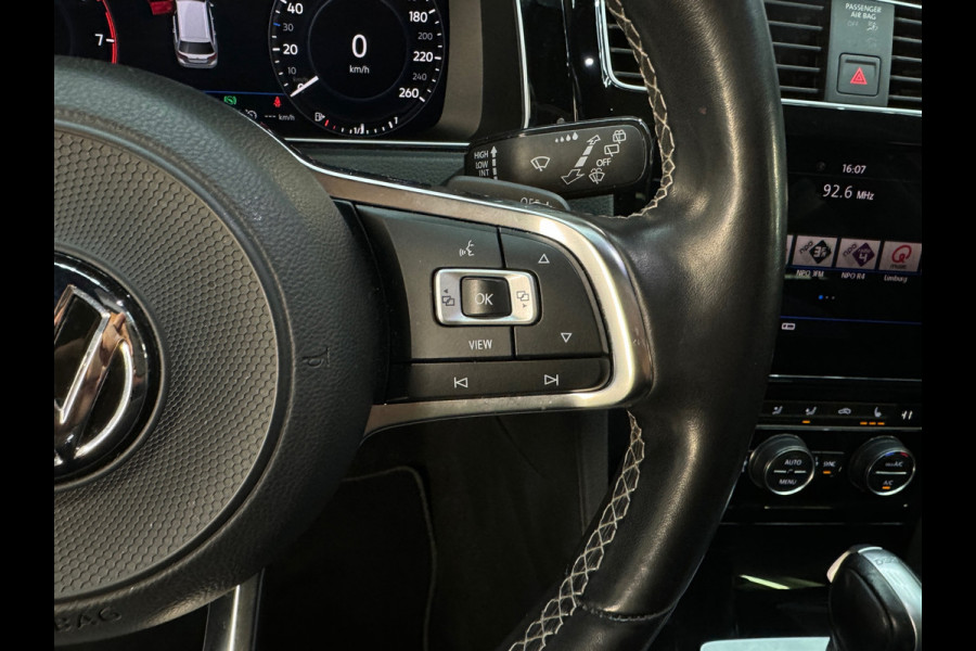 Volkswagen GOLF Variant 1.5 TSI Highline R Line Pano|Trekhaak