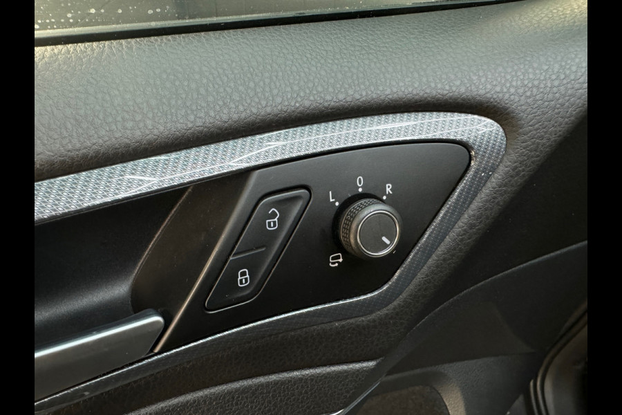 Volkswagen GOLF Variant 1.5 TSI Highline R Line Pano|Trekhaak