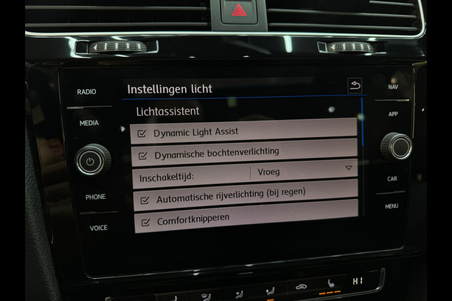 Volkswagen GOLF Variant 1.5 TSI Highline R Line Pano|Trekhaak