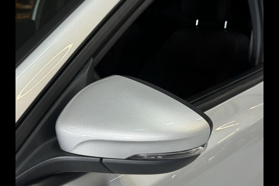 Ford Focus Wagon 1.0 EcoBoost Hybrid ST Line Garantie StuurVW StoelVW Carplay Keyless Clima Led Navi Rijklaar