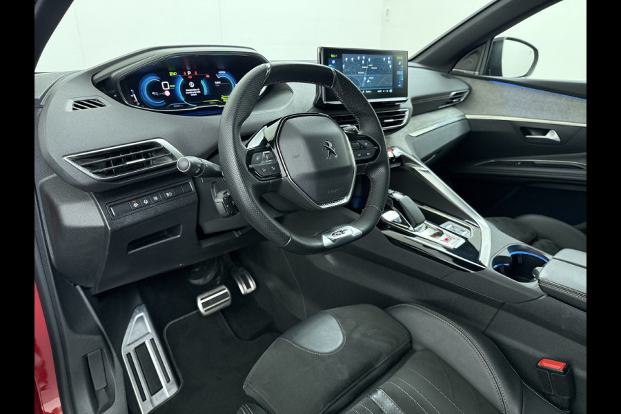 Peugeot 3008 1.6T 225pk AUT-8 GT Pack HYbrid Leer/Alcantara+Elektr.+Verwarmd Trekhaak Navi360°Camera Apple Carplay Android Ecc HiFi Premium FOCAL® Zwarte Hemel Lane Assist Dodehoekwaarschuwing 1e Eigenaar Origineel Nederlandse Auto Nieuwprijs €51.858,-