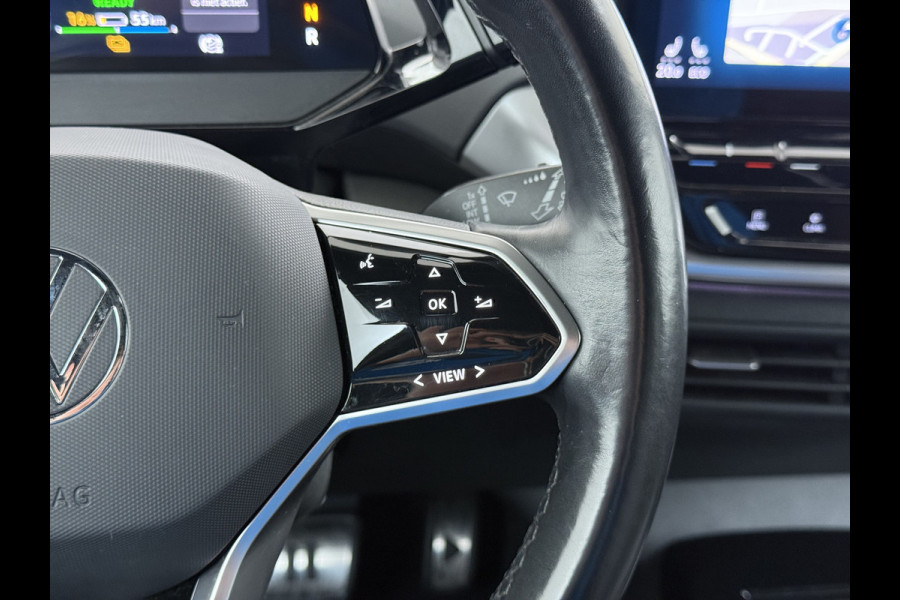 Volkswagen ID.4 204pk 1st 77kWh Trekhaak Leer/Alcantara Adap.Cruise Camera Warmtepomp Apple Carplay Android Navi Ecc Pdc-a+v Lmv 20" Stoelverwarming Led Bordherkenning Voor-Klimatisering Semi-Autopilot  Elektrisch-Wegklapbare Trekhaak App-Connect  E-sound Front-Assist Origineel Nederlandse Auto SOH 86%