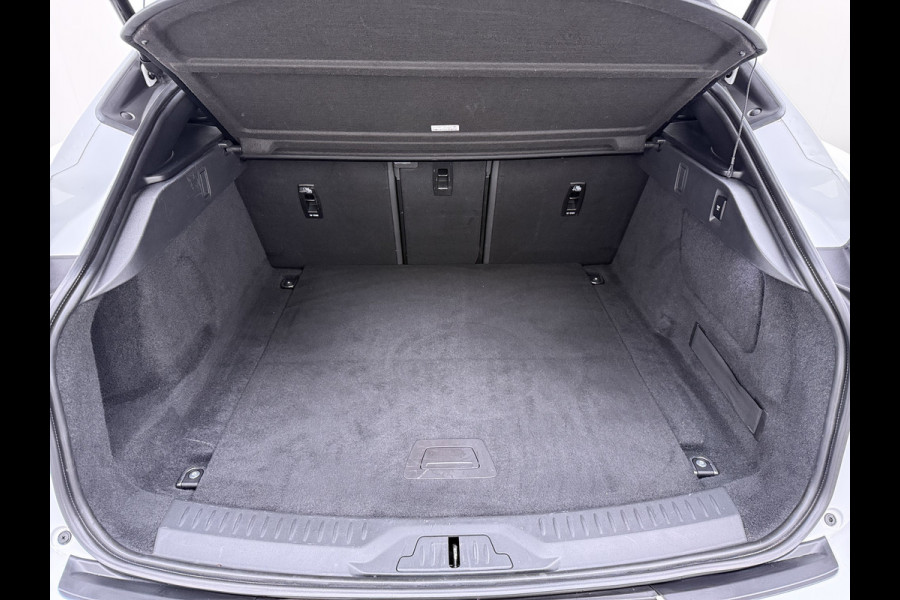 Jaguar I-PACE EV320PK 90kWh Leer Pano-Dak 360°Camera 20"LM Meridian™-Sound Apple Carplay Android Navi Ecc Pdc S Business Pack Keyless Stoelverwarming Rode-Remklauwen Elek.Achterklep Led Privacy Glas Cruise Control Rijstrooksensor Origineel Nederlandse Auto Dealeronderhouden 3 FASE LADEN 320pk 500Nm