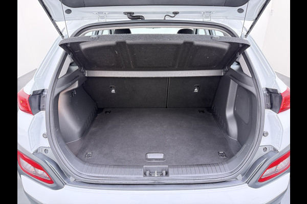 Hyundai Kona EV 64kWh SOH 94% Warmtepomp Adap.Cruise Apple Carplay Android Auto Krell®-Hifi Navi Ecc Camera Comfort Blind Spot Lane Assist Keyless Isofix DAB Led