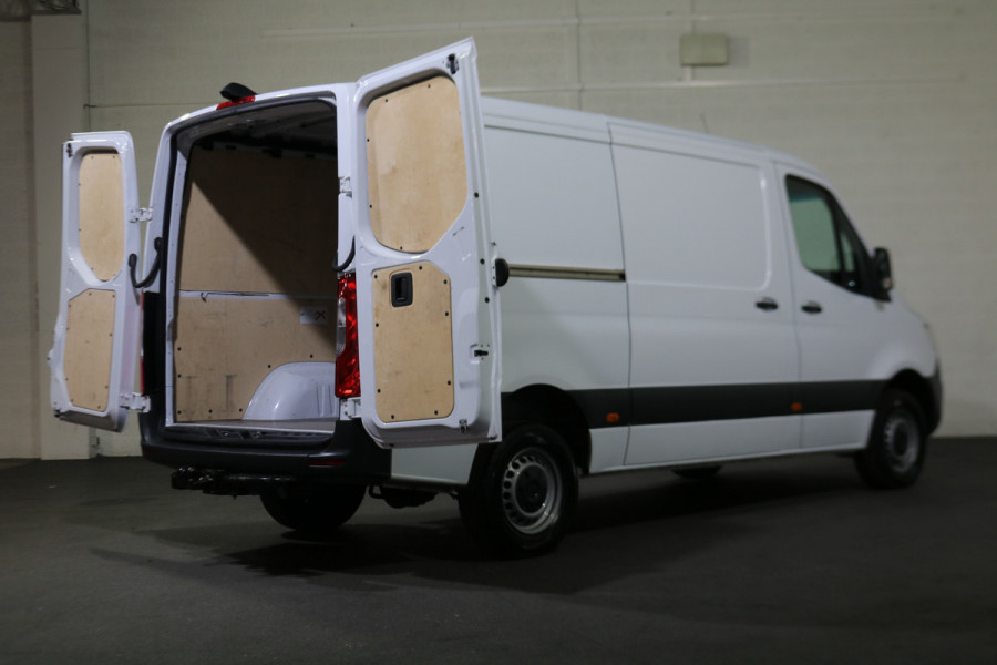 Mercedes-Benz Sprinter 317 CDI L2 H1 Automaat Airco Navigatie Camera 3.5T Trekhaak