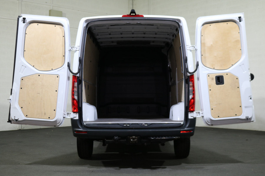 Mercedes-Benz Sprinter 317 CDI L2 H1 Automaat Airco Navigatie Camera 3.5T Trekhaak