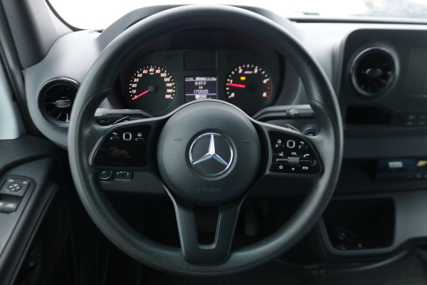 Mercedes-Benz Sprinter 317 CDI L2 H1 Automaat Airco Navigatie Camera 3.5T Trekhaak