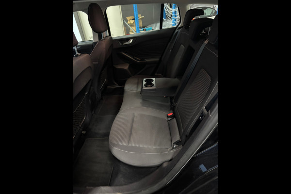 Ford FOCUS Wagon 1.5 EcoBoost Titanium Business 150 PK Navi | Clima | Cruise | PDC | Trekhaak