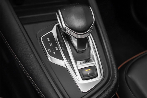 Renault Captur 1.6 E-Tech Plug-in Hybrid 160 Initiale Paris Leder Bose Trekhaak ACC Stoelverw