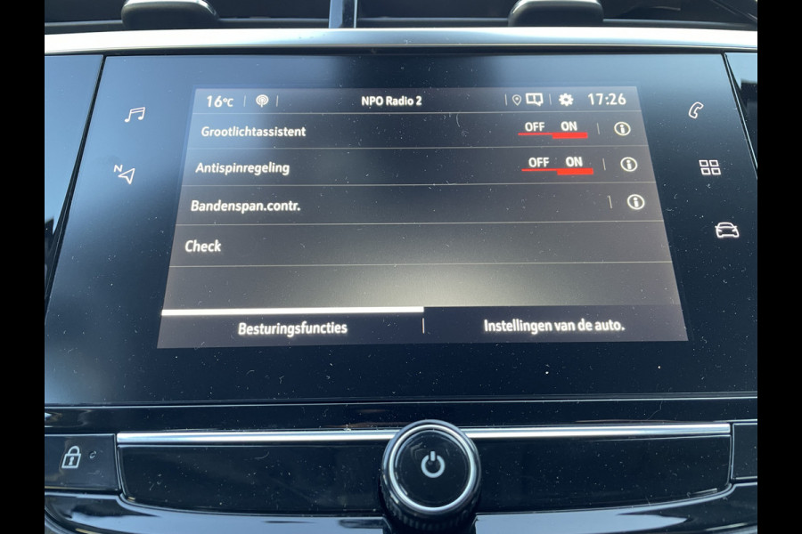 Opel Corsa 100pk Elegance (Camera - LED - Parkeersensoren V+A - Keyless - Navigatie - Dodehoekdetectie- Apple Carplay)