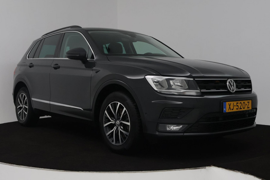 Volkswagen Tiguan 1.5 TSI Comfortline (CAMERA, DIGITALE COCKPIT, NAVIGATIE CARPLAY, CRUISE ADAPTIEF, PARKEERSENSOREN)