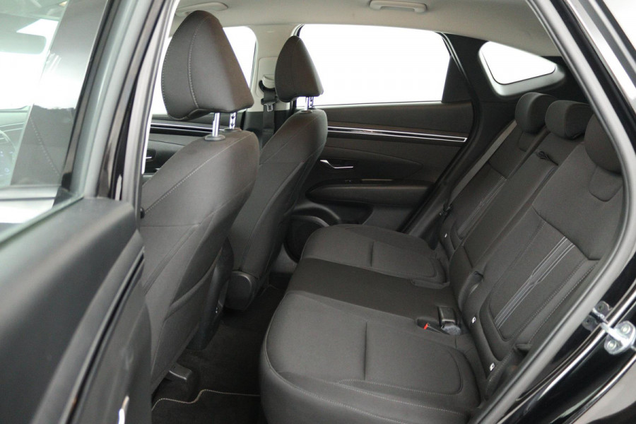 Hyundai Tucson 1.6 T-GDI HEV i-Motion (TREKHAAK, ACHTERUITRIJCAMERA, DIGITALE COCKPIT, PARKEERSENSOREN)