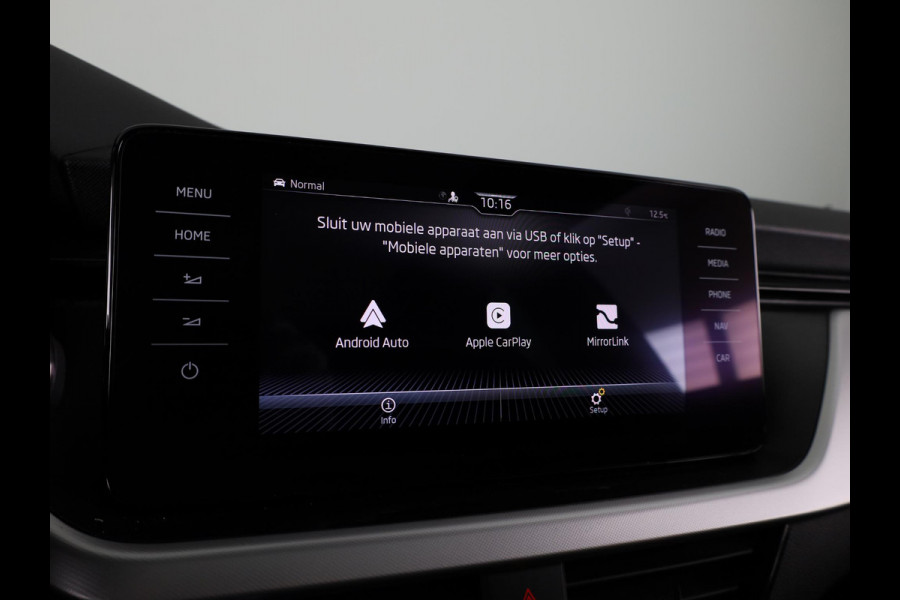 Škoda Kamiq 1.5 TSI ACT Sport Business 150pk Automaat | Panoramadak | Navigatie | Full led koplampen | Stoelverwarming | 18 inch lichtmetalen velgen