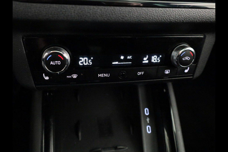Škoda Kamiq 1.5 TSI ACT Sport Business 150pk Automaat | Panoramadak | Navigatie | Full led koplampen | Stoelverwarming | 18 inch lichtmetalen velgen